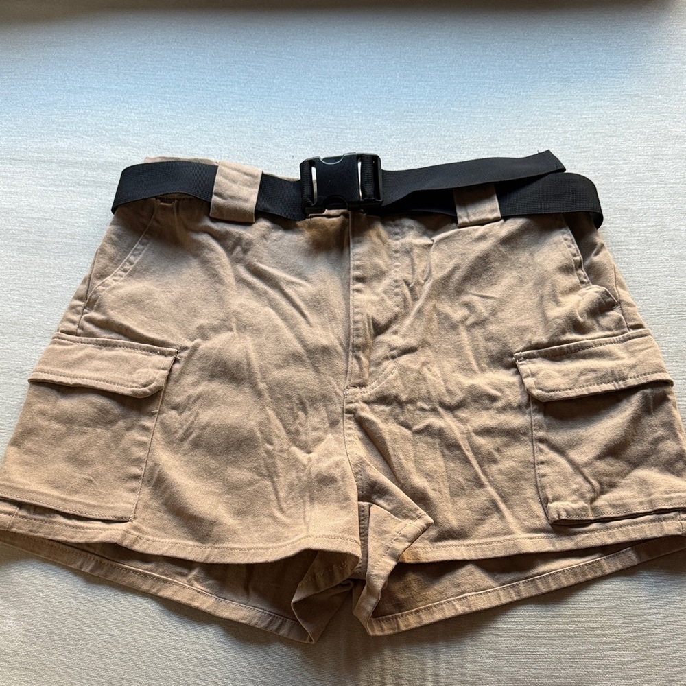 Women's Tan Cargo Shorts with Black Belt